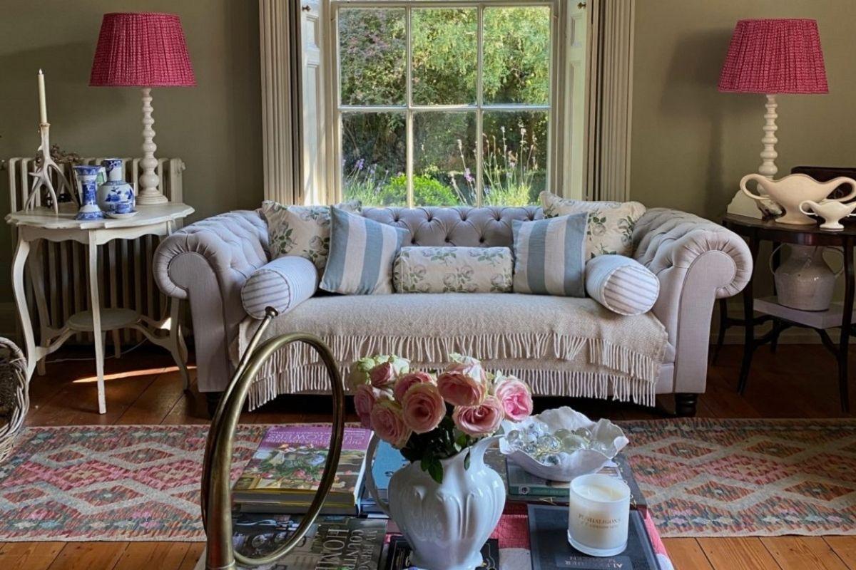 Angol stílusú nappali