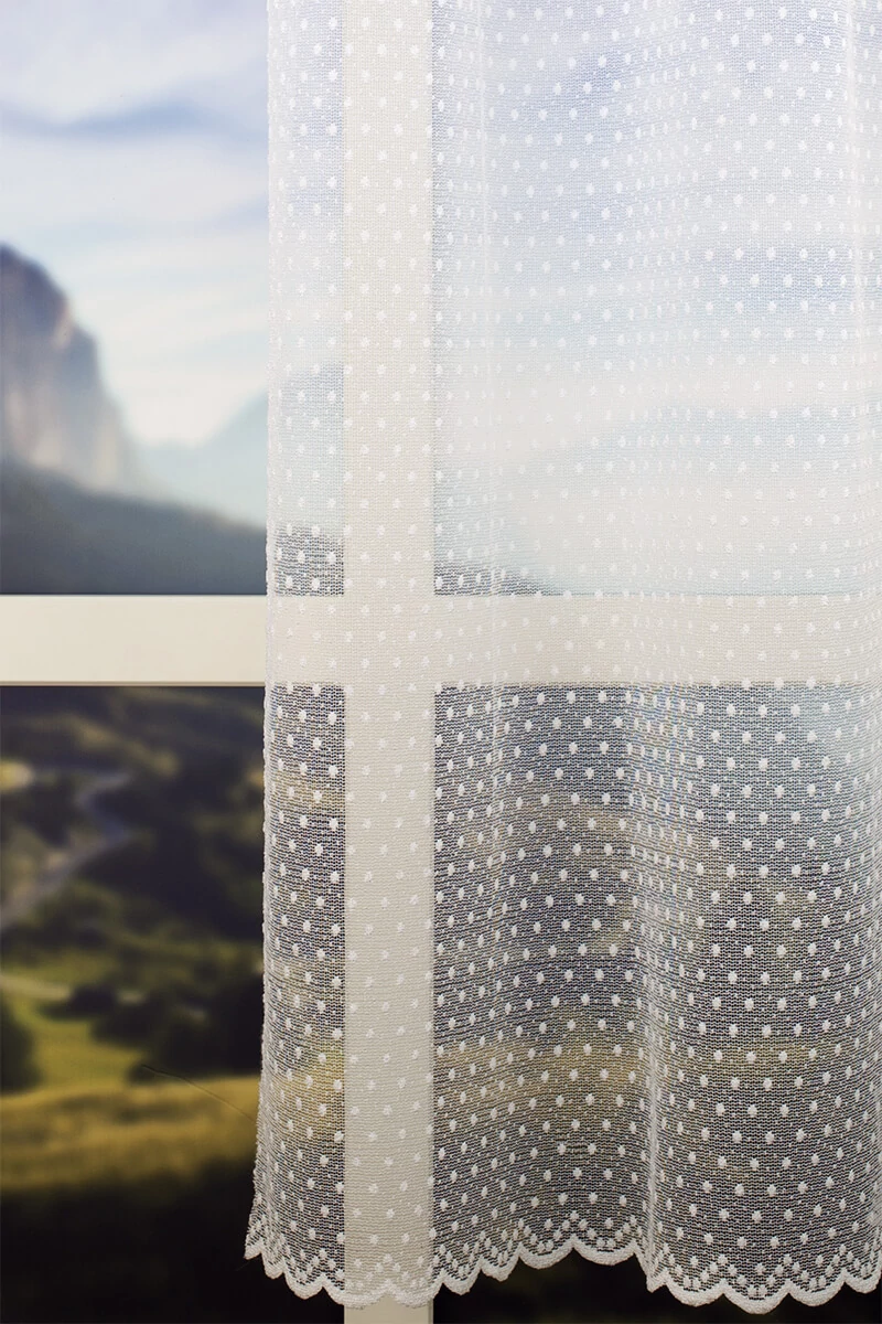 6812 Fényáteresztő Készfüggöny - Több színben 140x245 cm