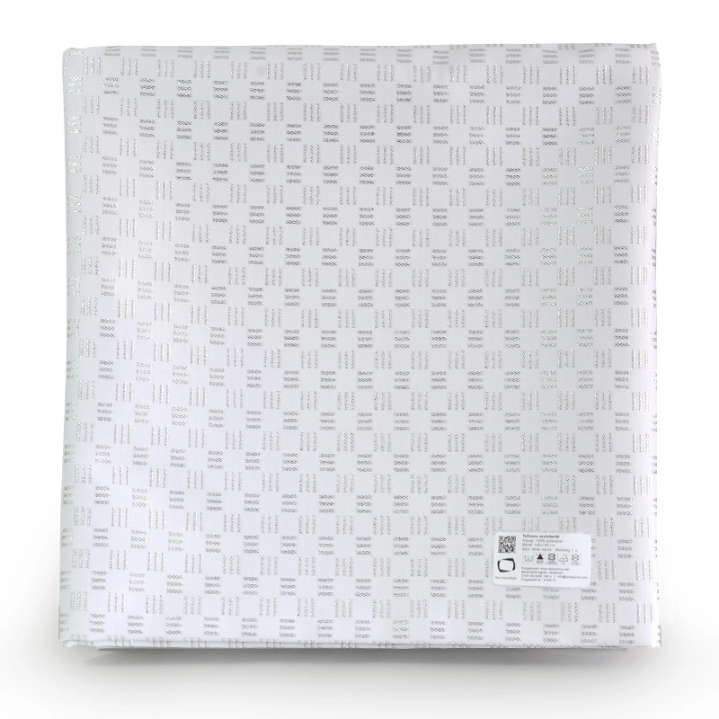 Teflonos Fehér-Ezüst Vízlepergető Asztalterítő 140x140 cm